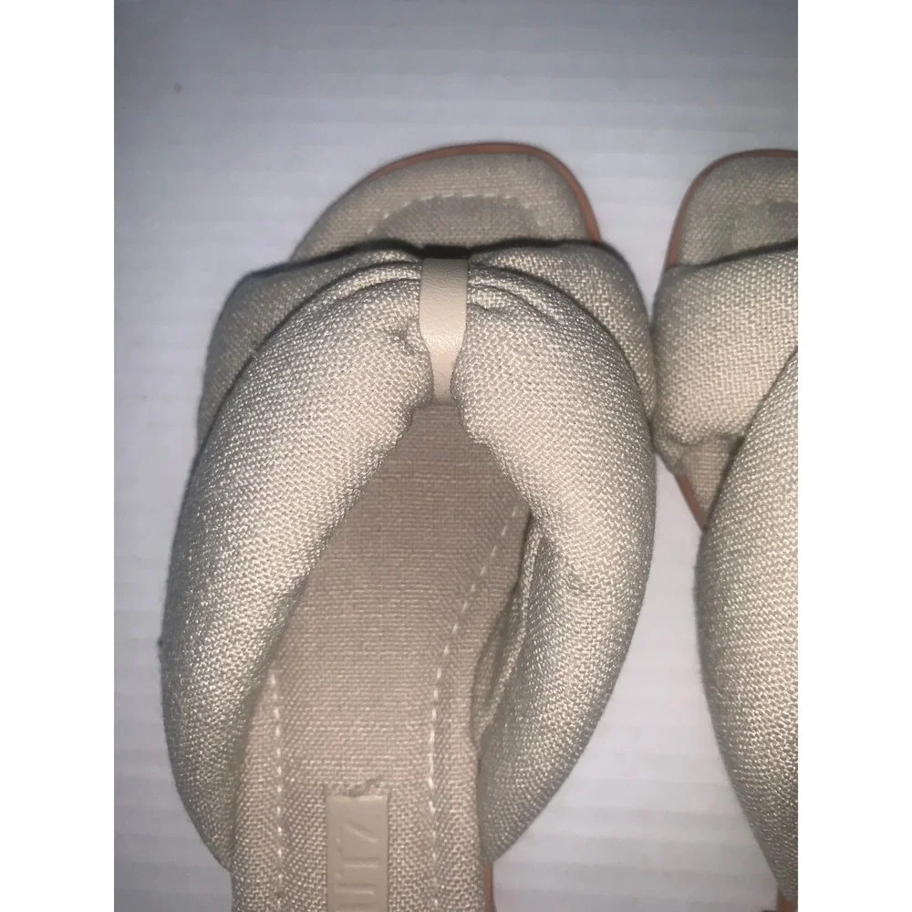 SCHUTZ Fairy Casual Linen Sandals Oyster Square Toe Sandal Size 5B With Dust Bag